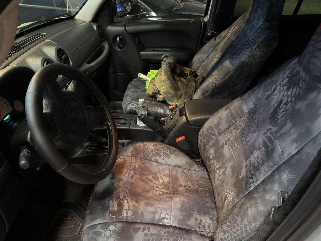 used 2004 Jeep Liberty car, priced at $4,191