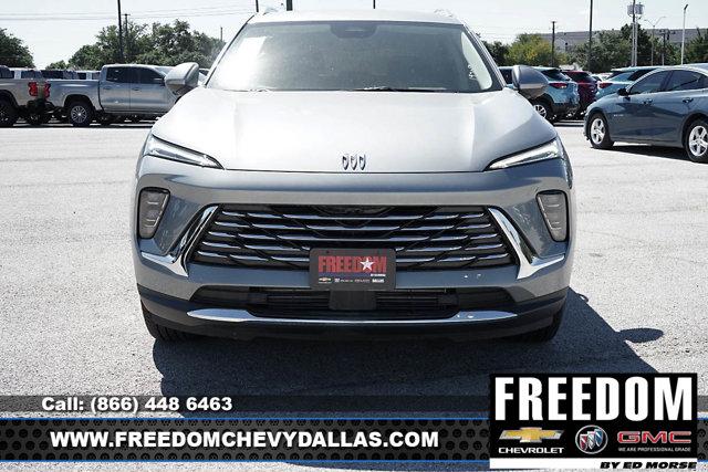 new 2024 Buick Envision car, priced at $32,399