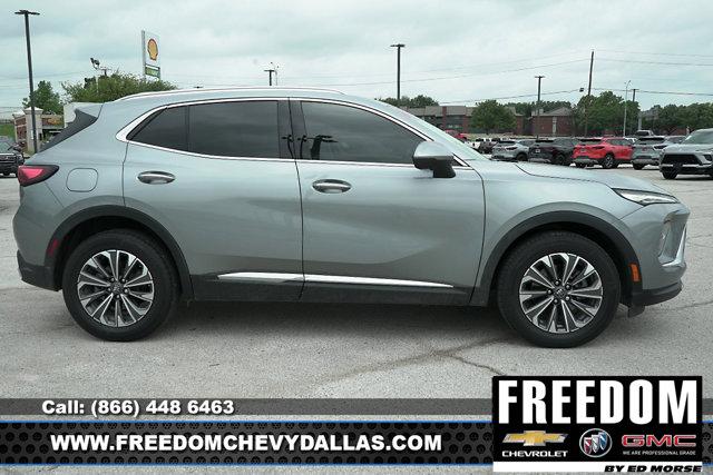 new 2025 Buick Envision car, priced at $35,253