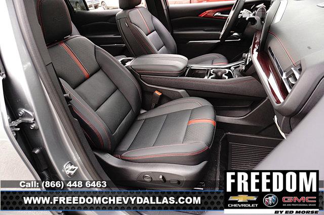 new 2026 Chevrolet Traverse car, priced at $50,452