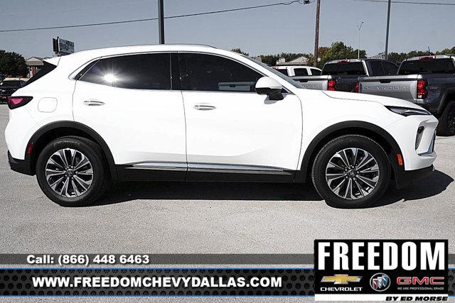 new 2025 Buick Envision car, priced at $36,044