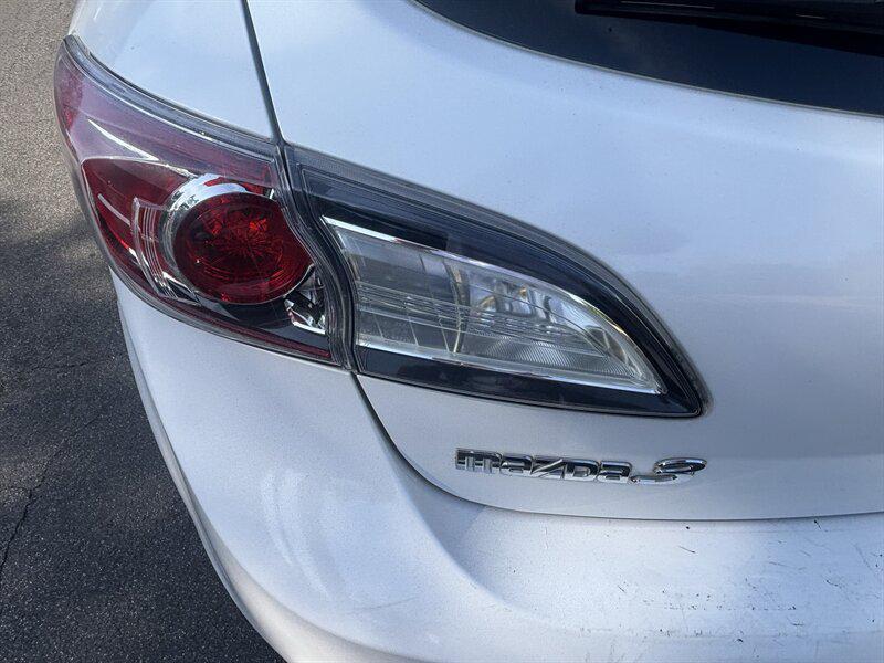 used 2011 Mazda Mazda3 car, priced at $5,988