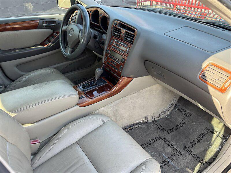 used 2000 Lexus GS 300 car, priced at $5,988