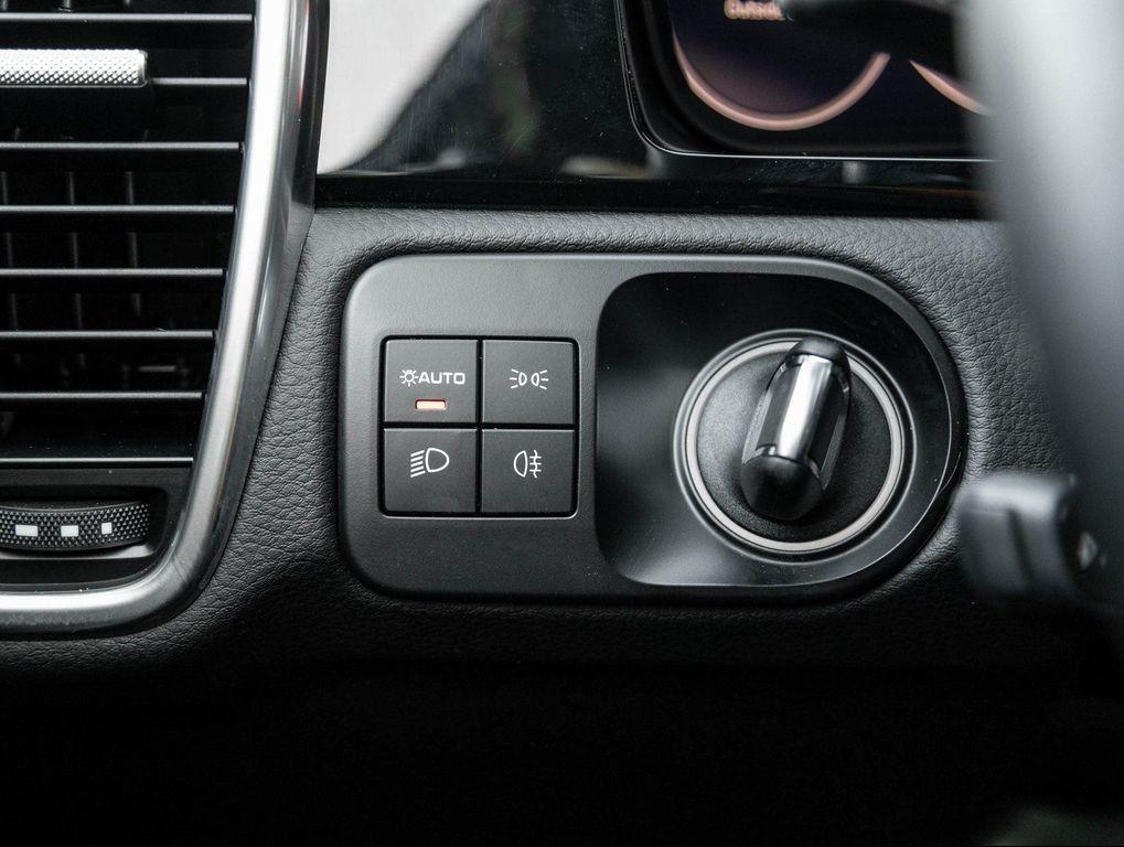 used 2022 Porsche Cayenne car, priced at $58,988