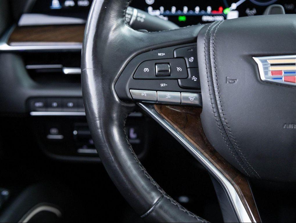 used 2021 Cadillac Escalade ESV car, priced at $62,990