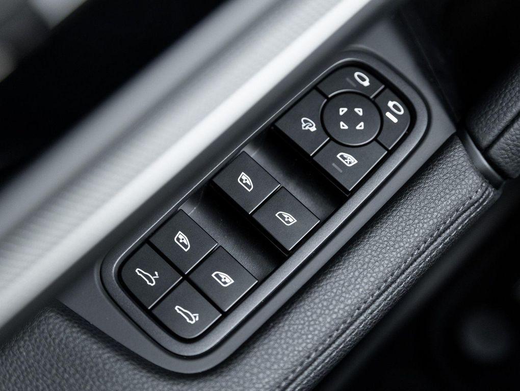 new 2026 Porsche Cayenne car, priced at $109,700