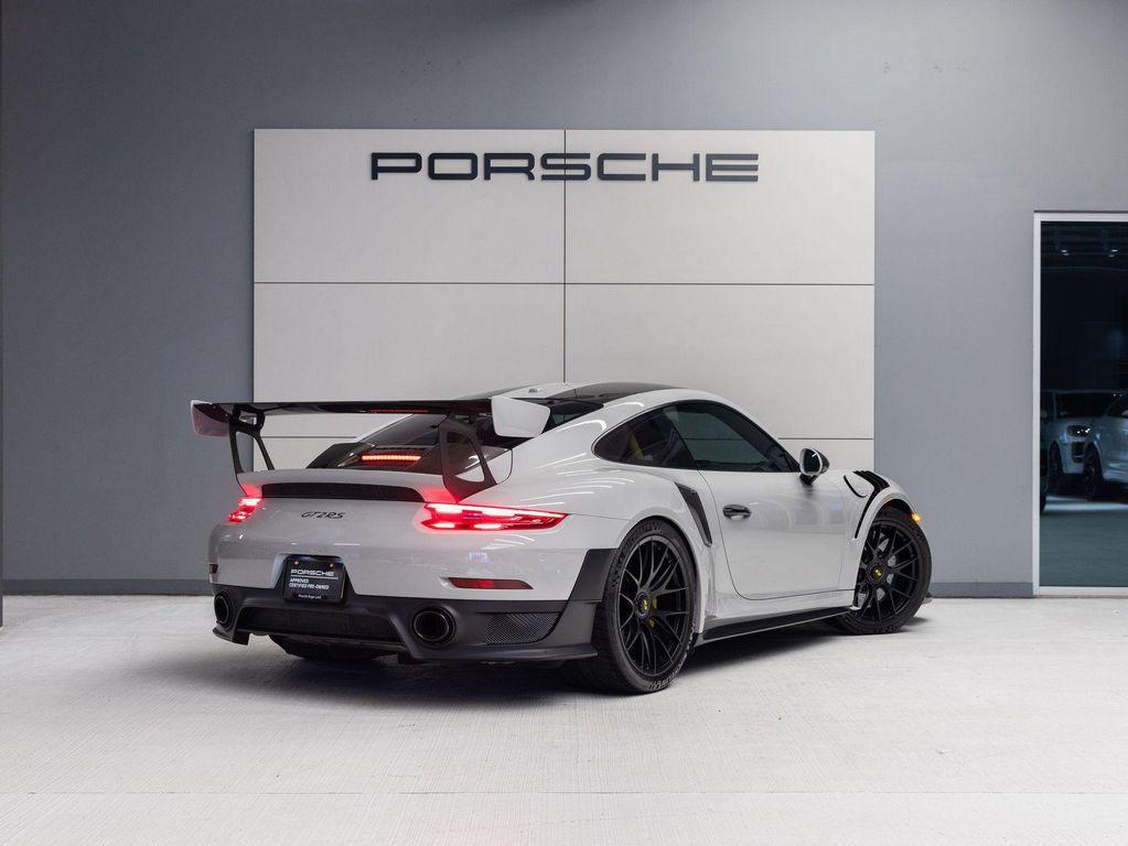 used 2018 Porsche 911 car