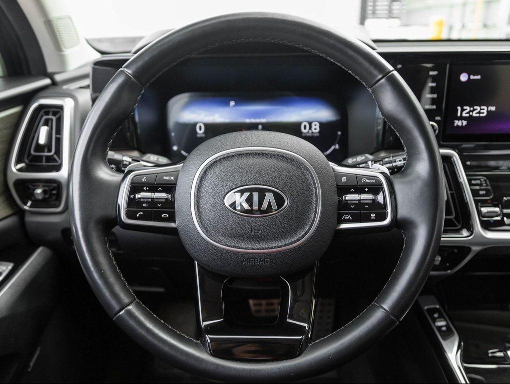 used 2021 Kia Sorento car, priced at $23,488