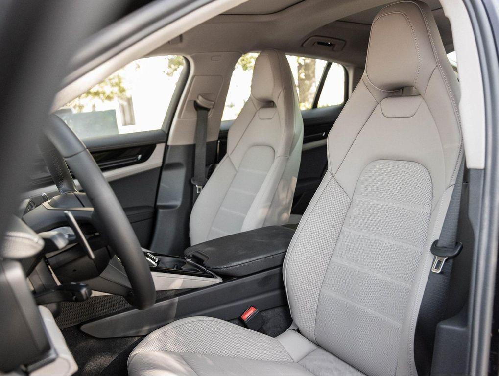 new 2026 Porsche Panamera car, priced at $154,300