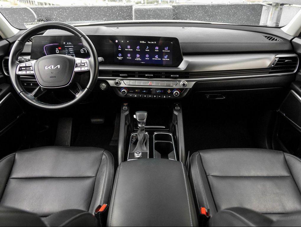 used 2024 Kia Telluride car, priced at $31,990