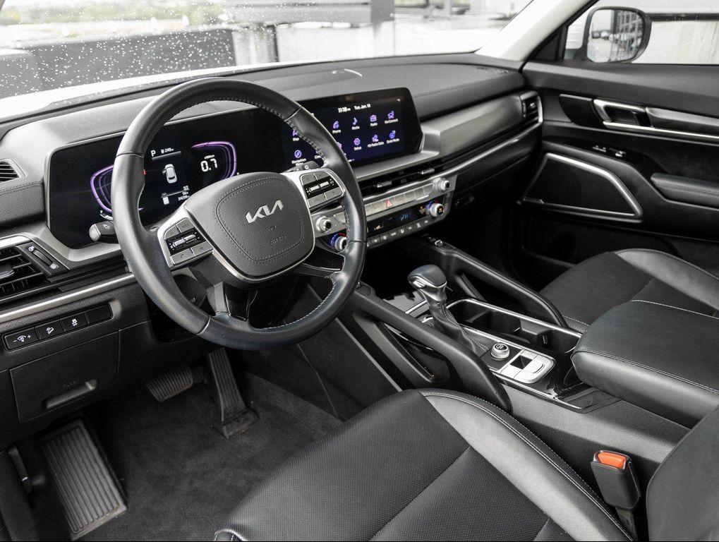 used 2024 Kia Telluride car, priced at $31,990