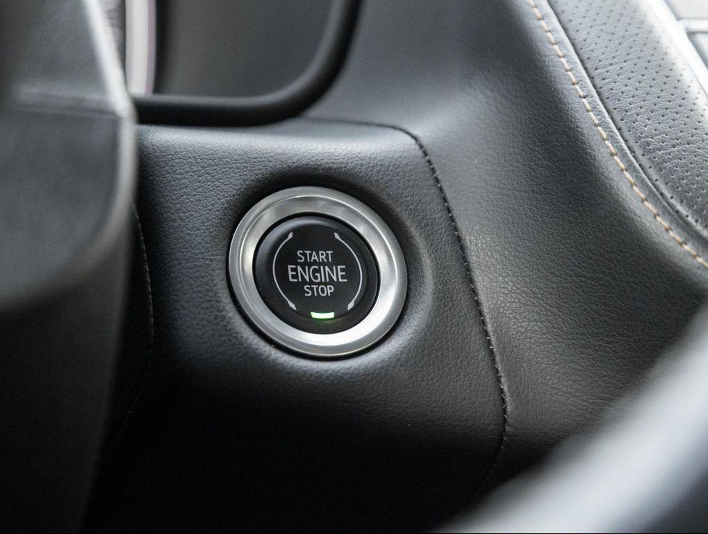 used 2021 GMC Yukon car, priced at $40,488