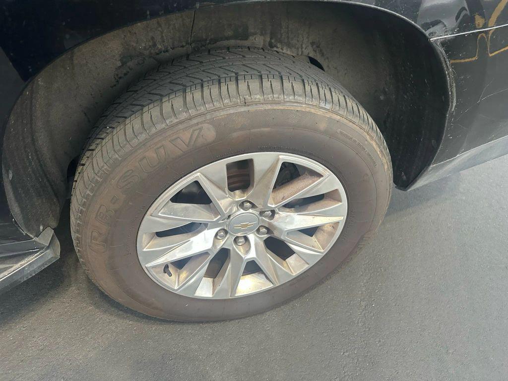 used 2023 Chevrolet Suburban car, priced at $46,888