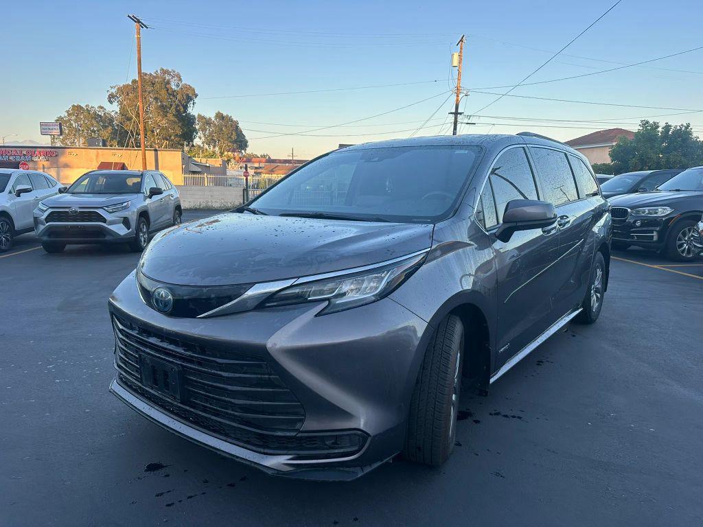 used 2021 Toyota Sienna car, priced at $25,888