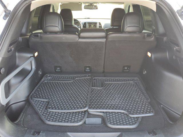 used 2017 Jeep Cherokee car, priced at $12,026