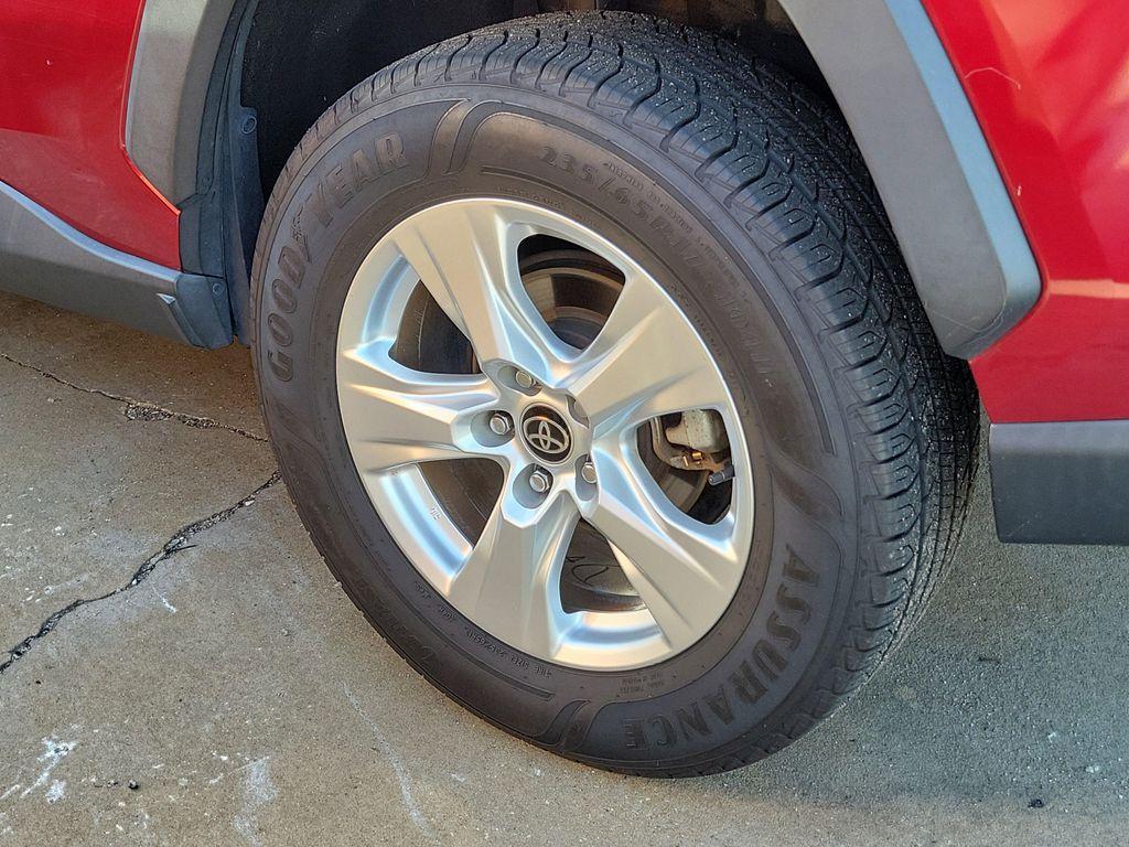 used 2021 Toyota RAV4 car, priced at $21,900