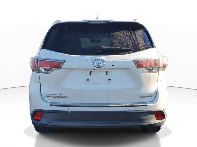 used 2016 Toyota Highlander car, priced at $19,823