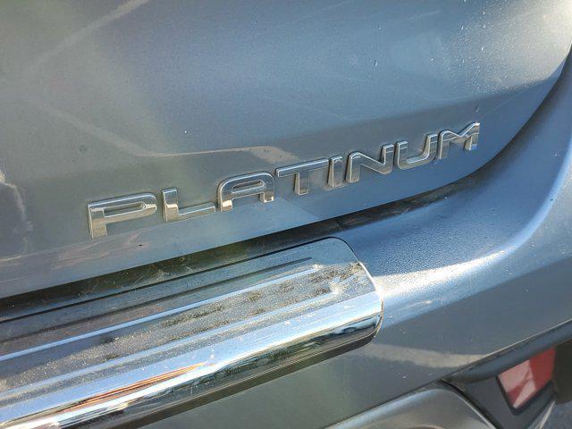 used 2022 Toyota Highlander car, priced at $36,013