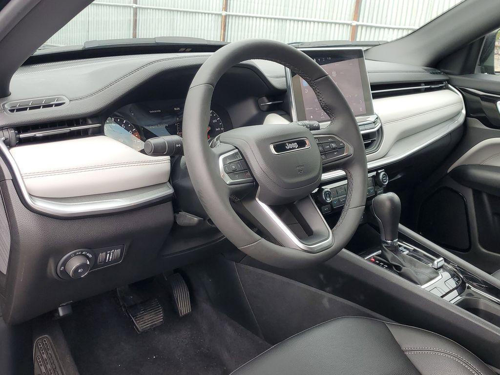 used 2025 Jeep Compass car, priced at $25,500
