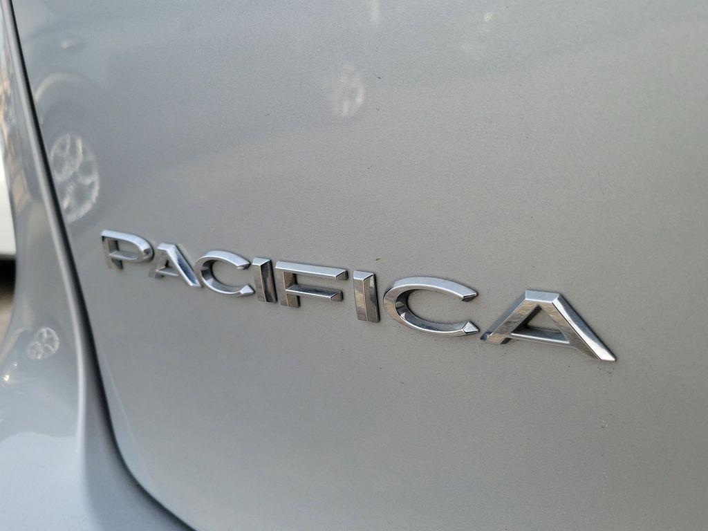 used 2024 Chrysler Pacifica car, priced at $26,500