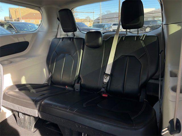 used 2024 Chrysler Pacifica car, priced at $25,950