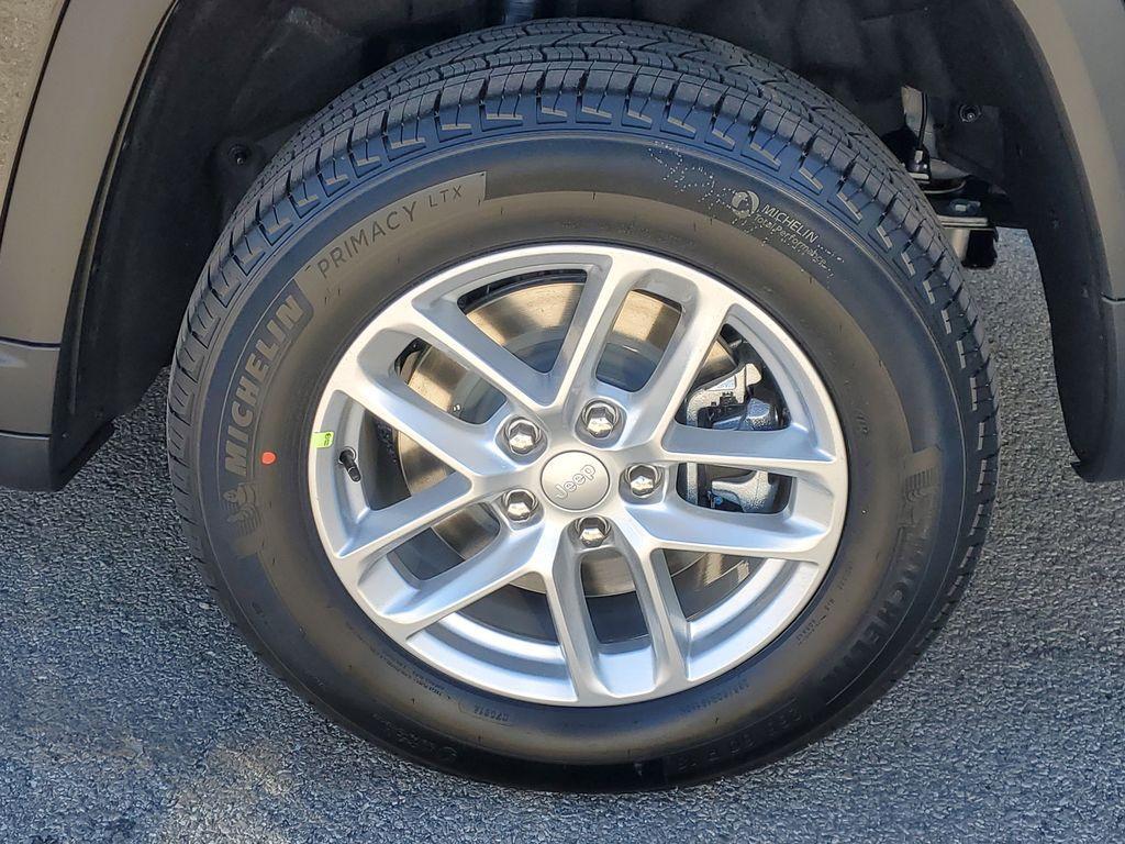 new 2026 Jeep Grand Cherokee L car, priced at $45,505