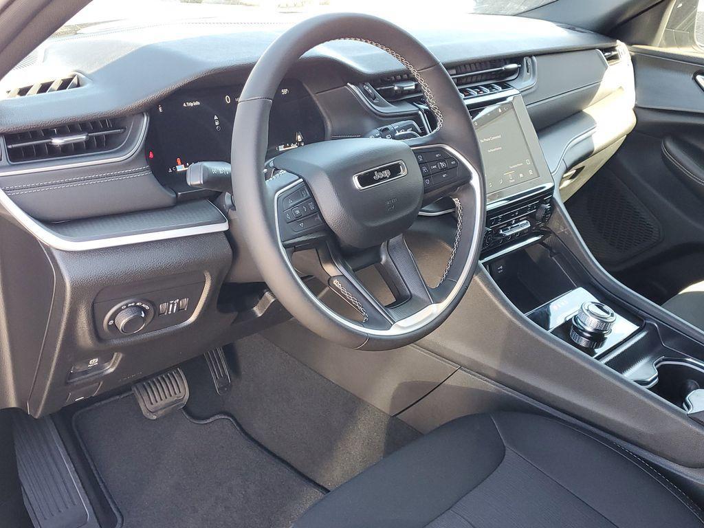 new 2026 Jeep Grand Cherokee L car, priced at $45,505