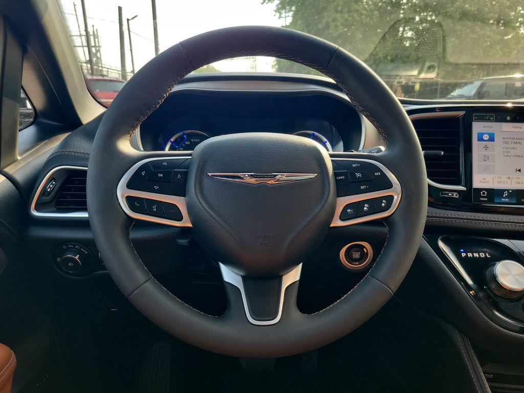 used 2024 Chrysler Pacifica Hybrid car, priced at $37,900