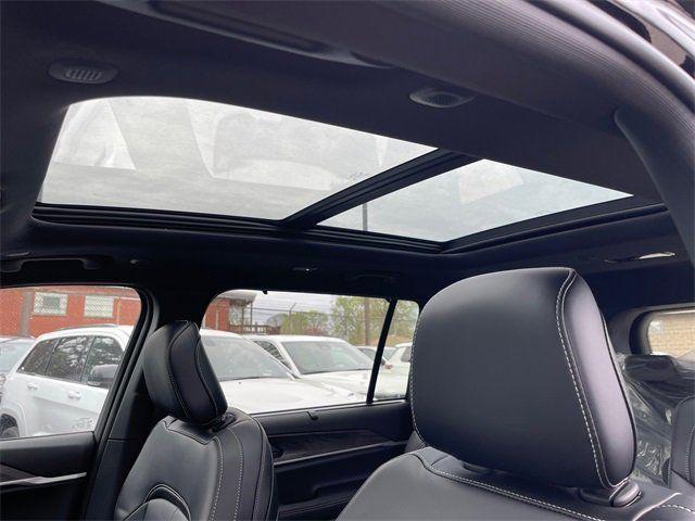 new 2024 Jeep Grand Cherokee L car, priced at $46,532