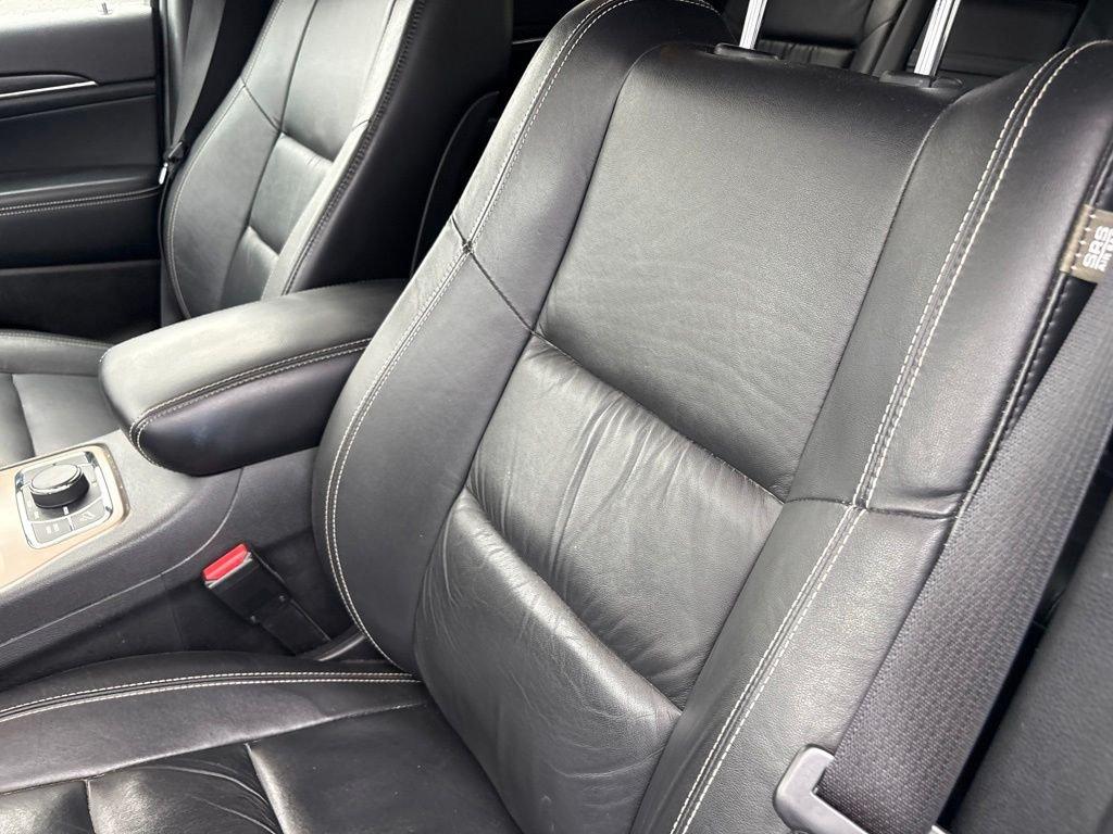 used 2015 Jeep Grand Cherokee car, priced at $14,779