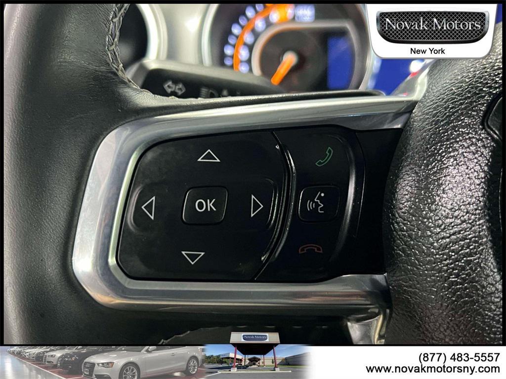 used 2022 Jeep Wrangler Unlimited car, priced at $35,595