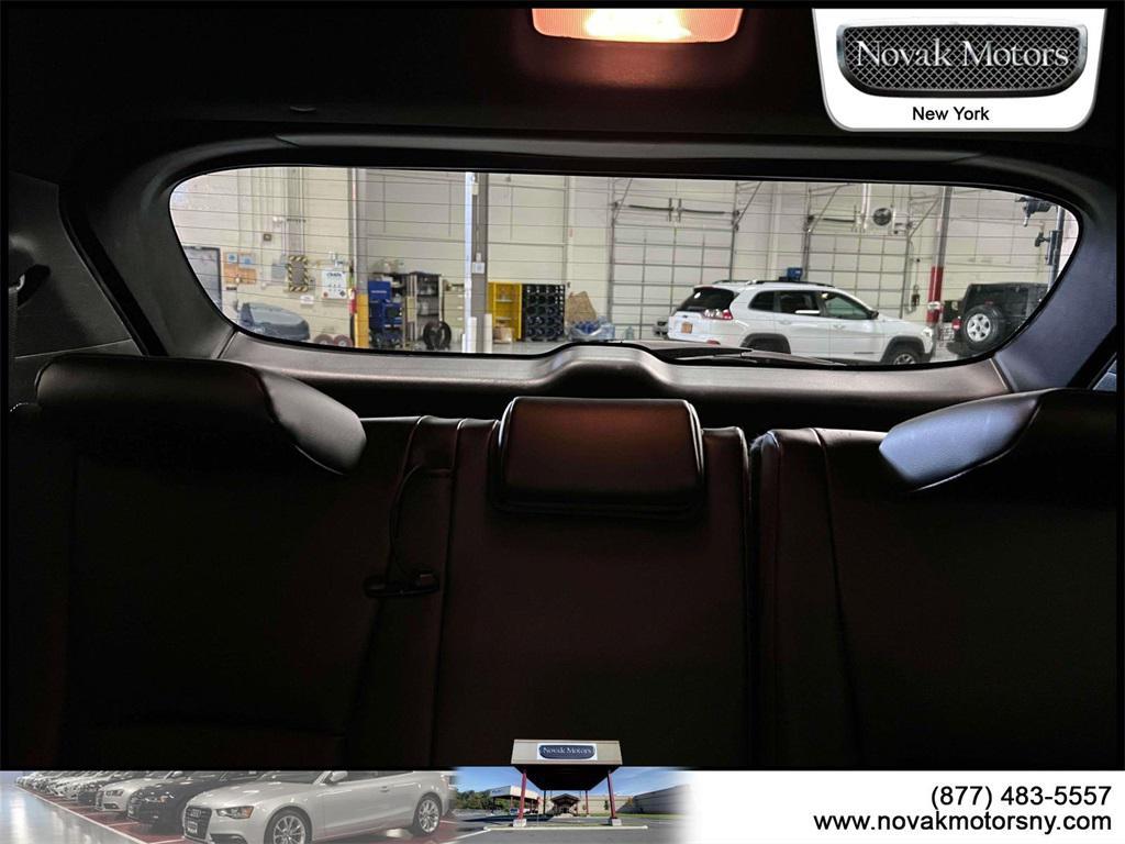 used 2022 Toyota Highlander car, priced at $37,890