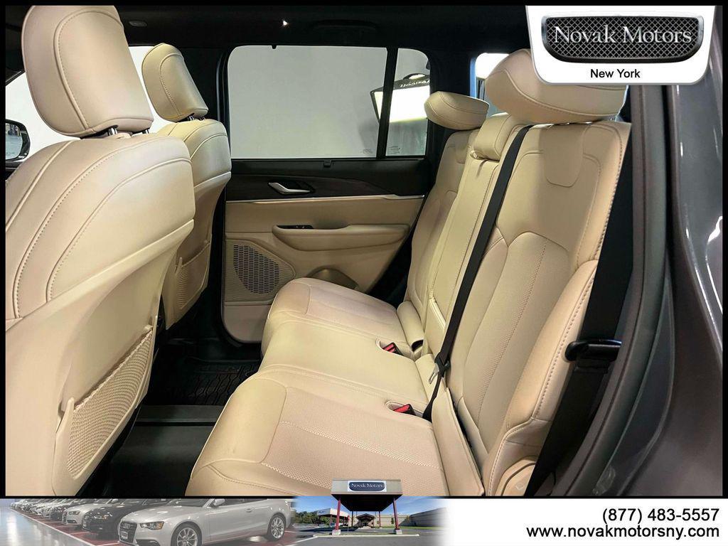 used 2023 Jeep Grand Cherokee car, priced at $35,995