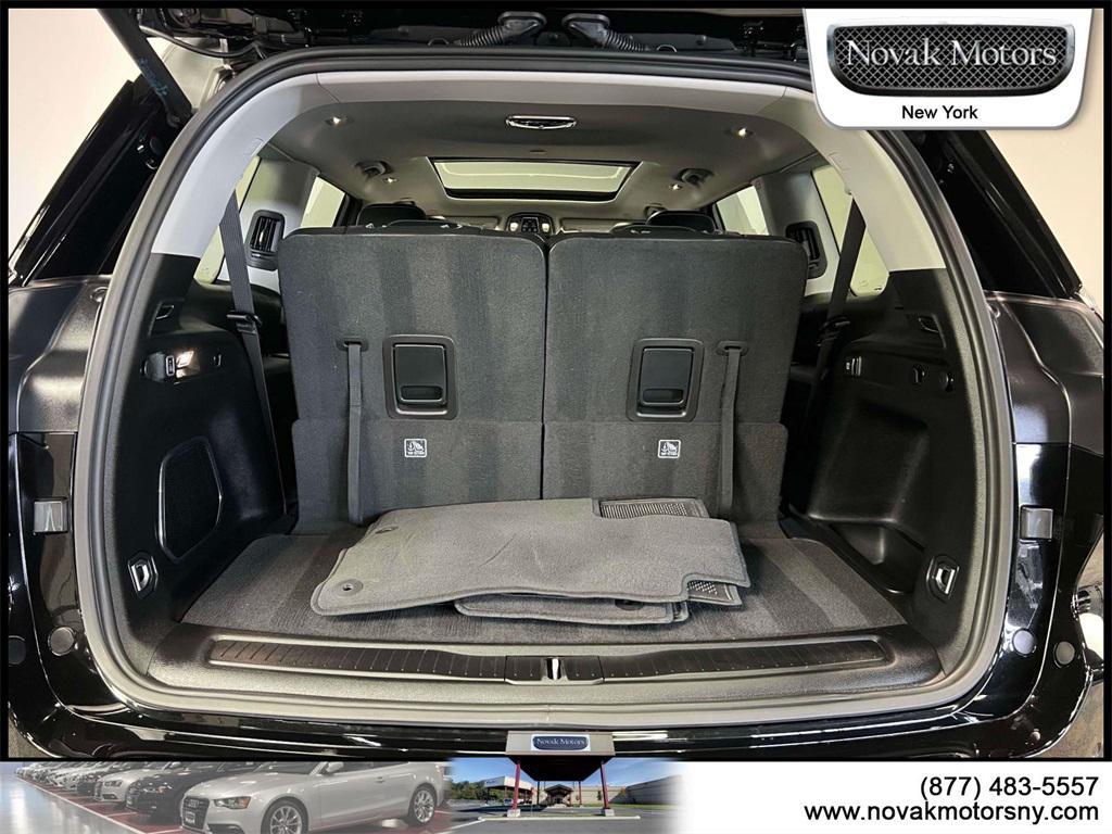 used 2022 Jeep Grand Cherokee L car, priced at $33,595