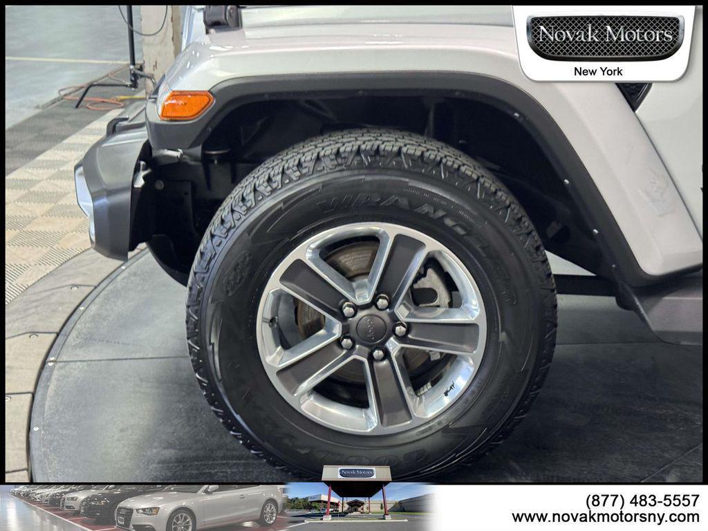 used 2022 Jeep Wrangler Unlimited car, priced at $35,995