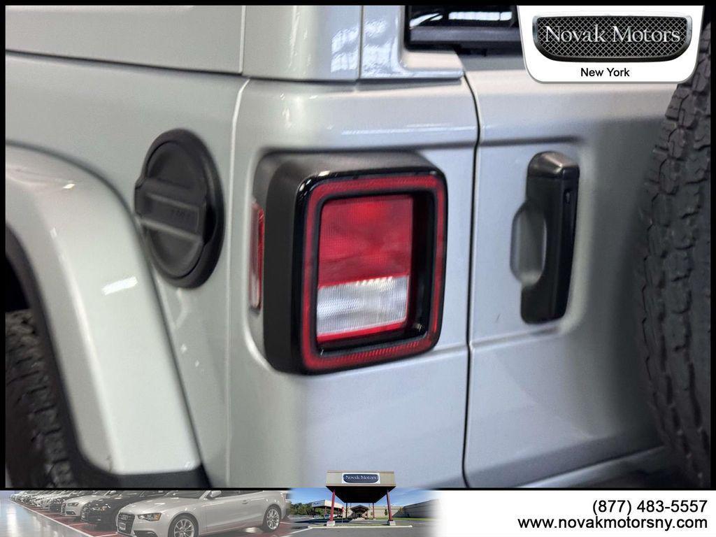 used 2022 Jeep Wrangler Unlimited car, priced at $35,995