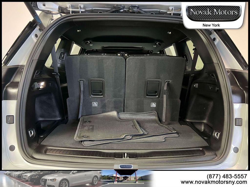 used 2024 Jeep Grand Cherokee L car, priced at $37,795