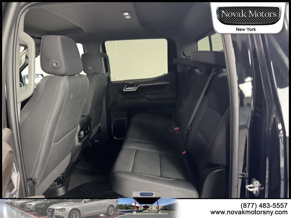 used 2022 Chevrolet Silverado 1500 car, priced at $43,895
