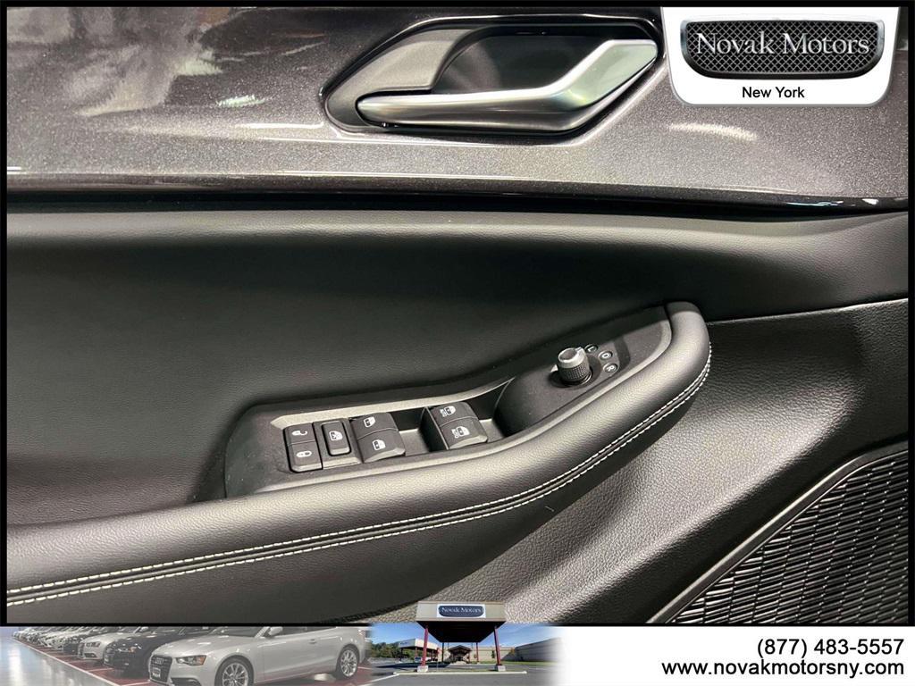 used 2023 Jeep Grand Cherokee car, priced at $28,625