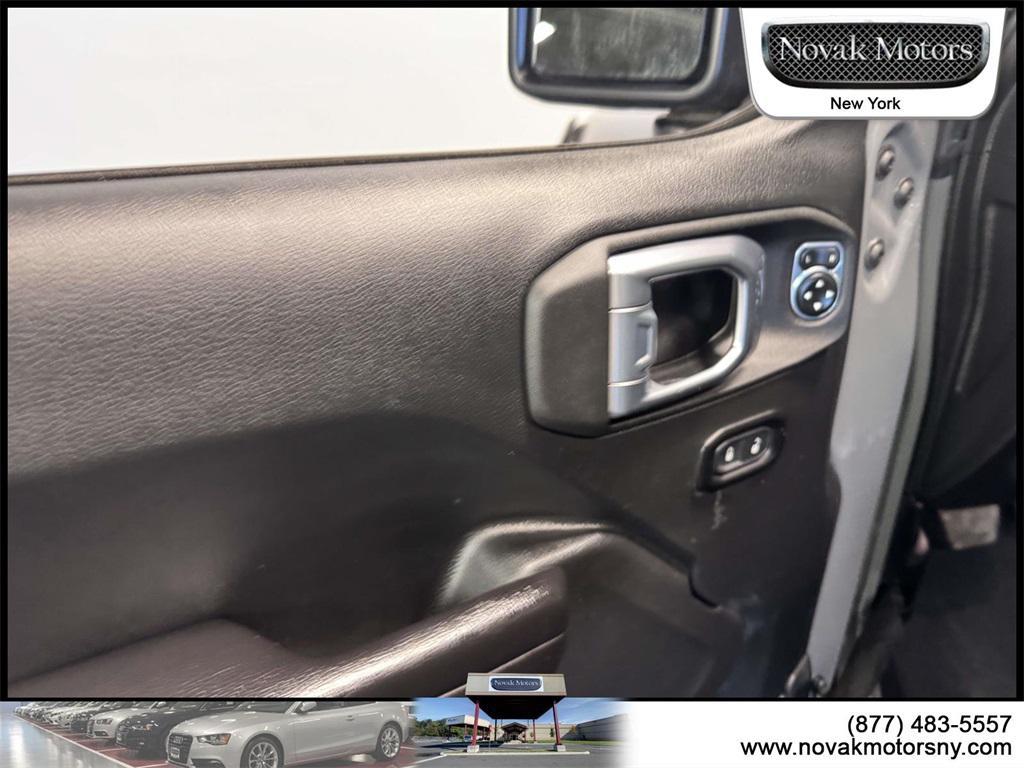 used 2021 Jeep Wrangler Unlimited car, priced at $29,995