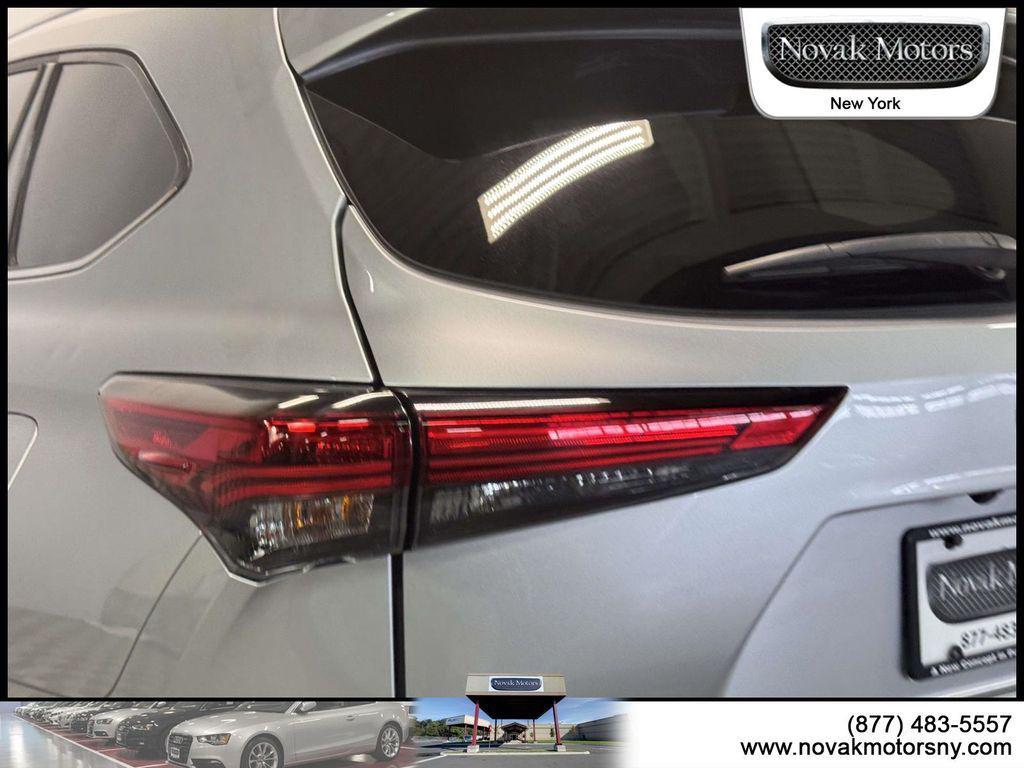 used 2022 Toyota Highlander car, priced at $38,795