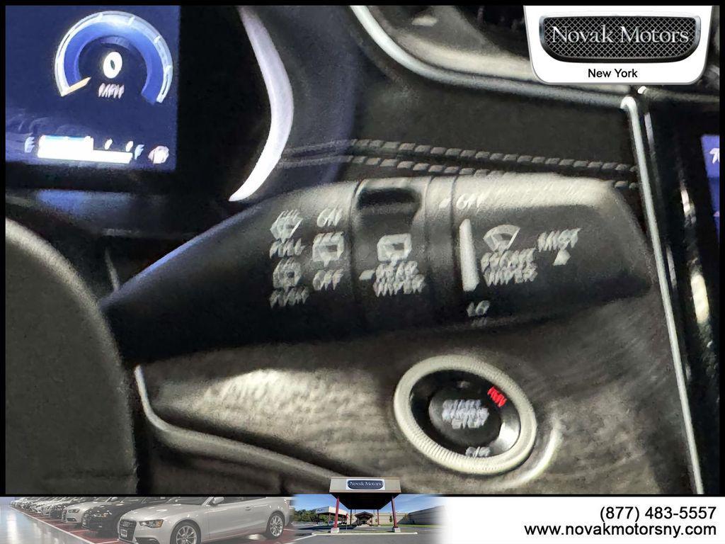 used 2022 Jeep Grand Cherokee L car, priced at $33,895