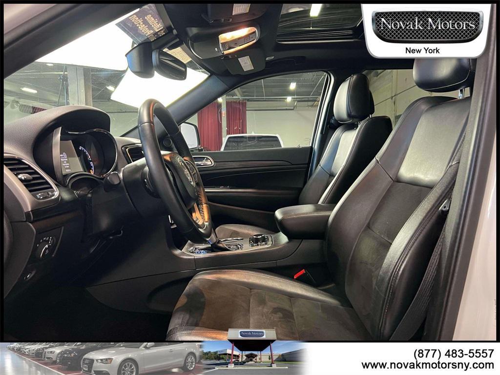 used 2022 Jeep Grand Cherokee car, priced at $30,395