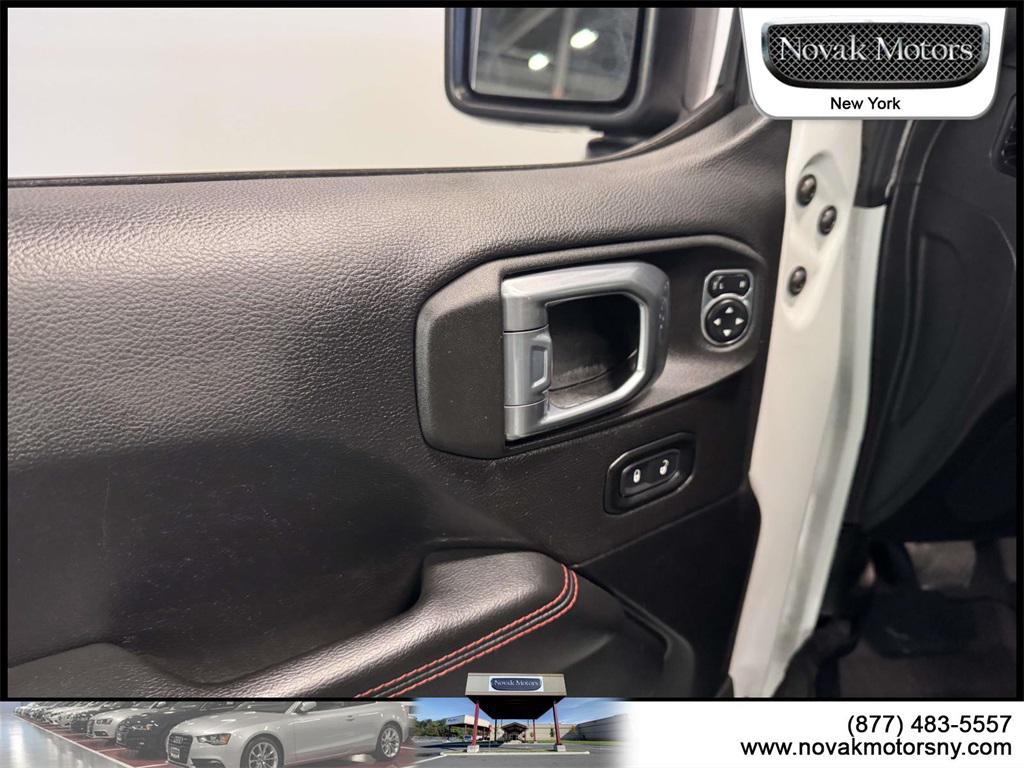 used 2021 Jeep Wrangler Unlimited car, priced at $34,895