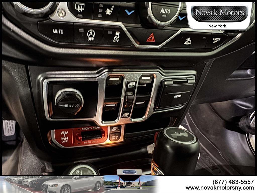 used 2021 Jeep Wrangler Unlimited car, priced at $34,895