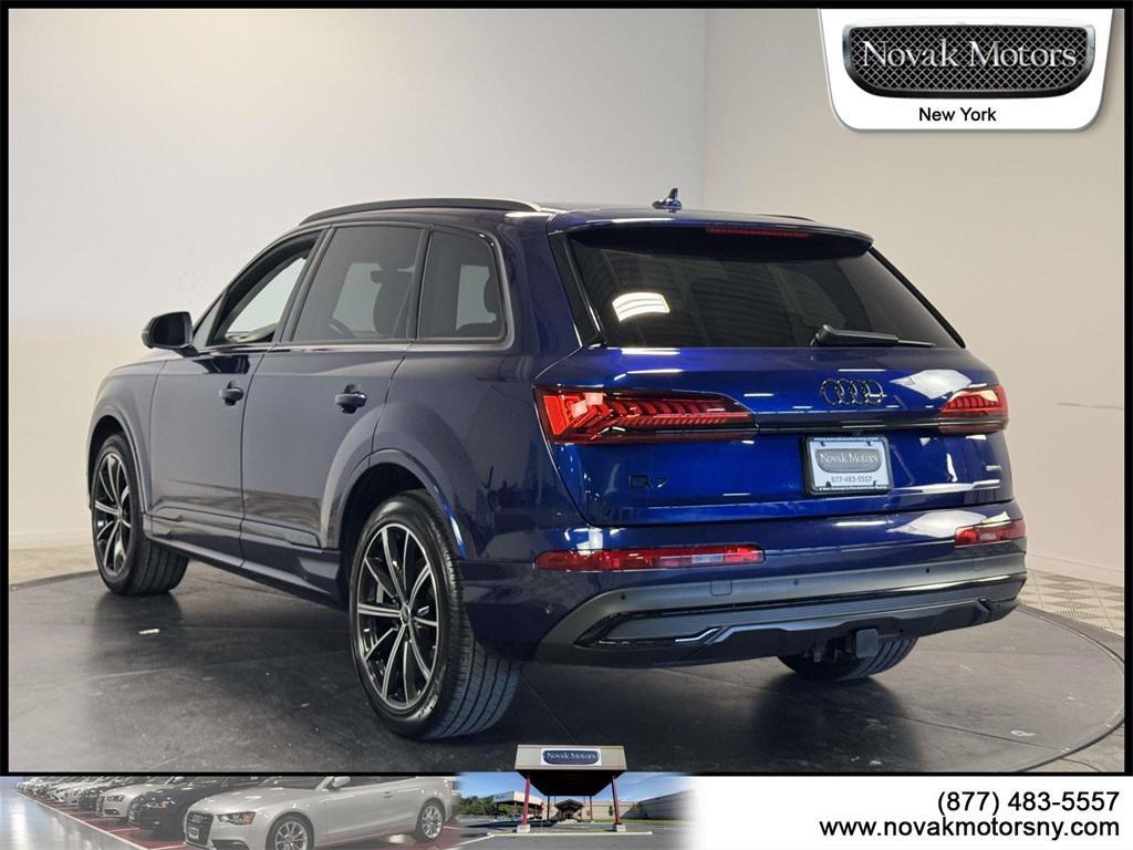 used 2023 Audi Q7 car, priced at $44,095