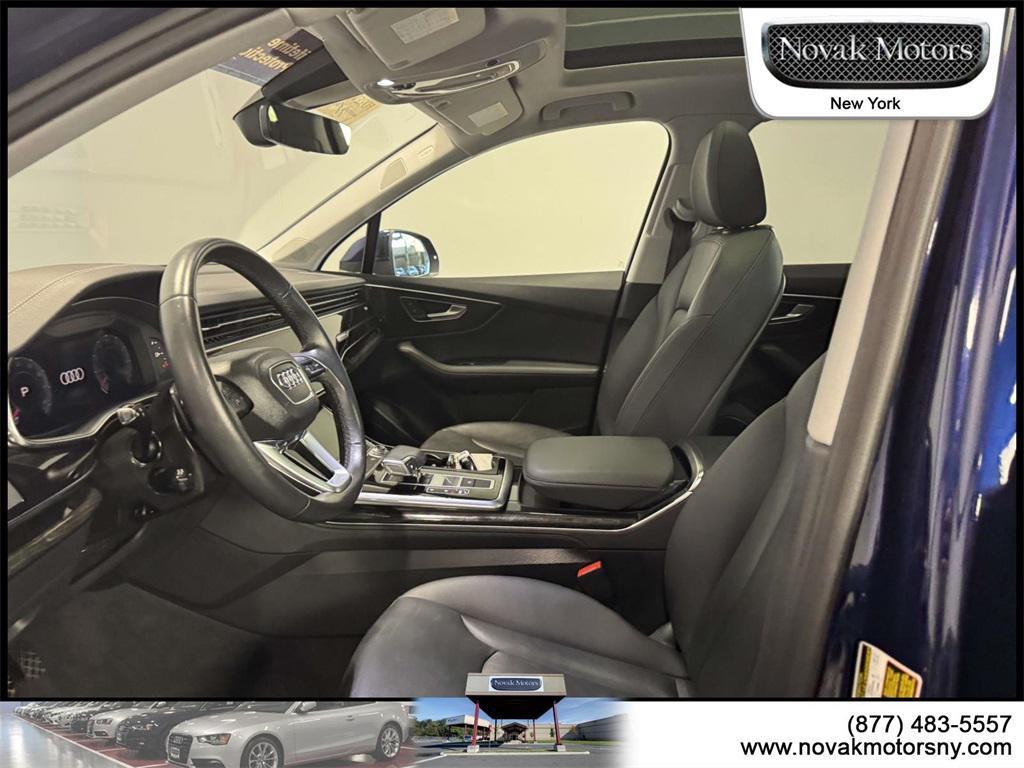 used 2023 Audi Q7 car, priced at $44,095