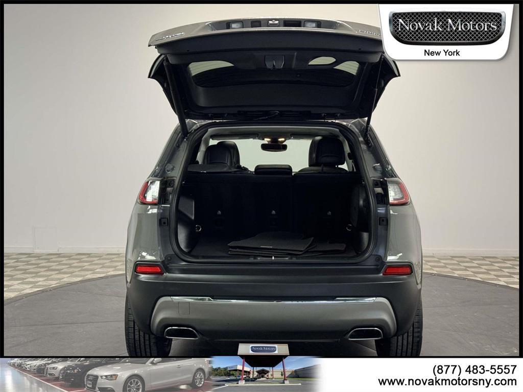 used 2022 Jeep Cherokee car, priced at $24,727