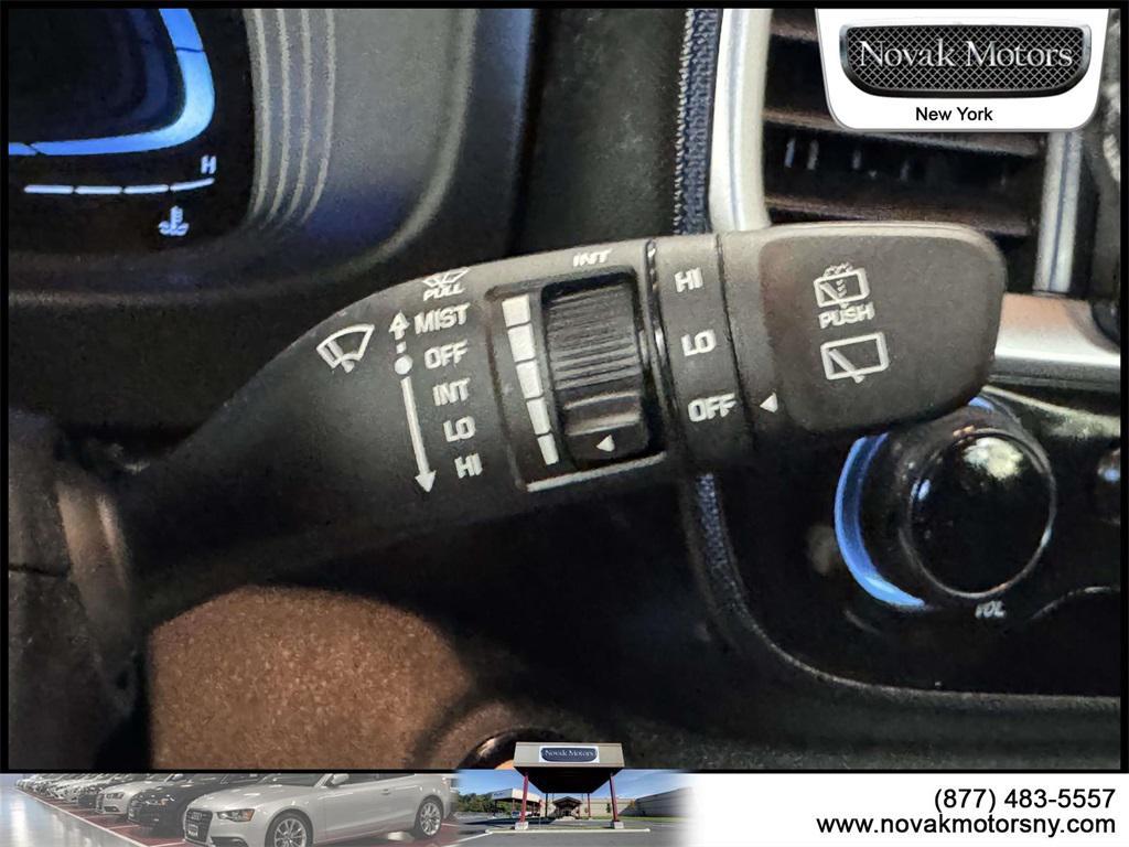 used 2025 Hyundai Venue car, priced at $21,295