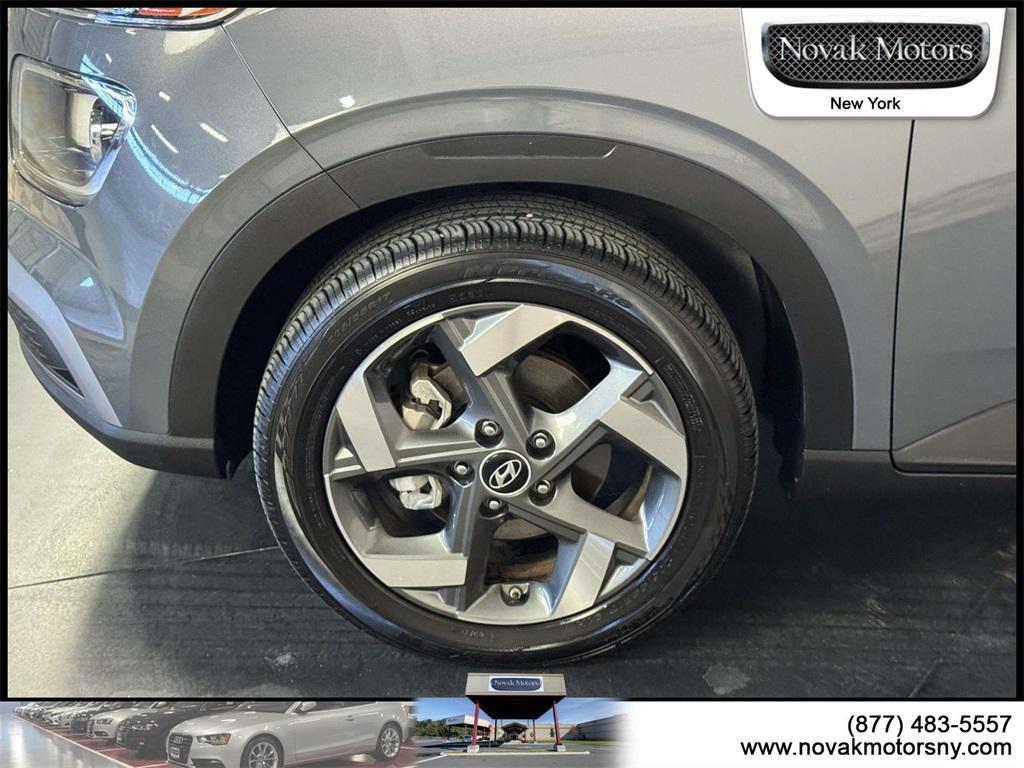 used 2025 Hyundai Venue car, priced at $21,295